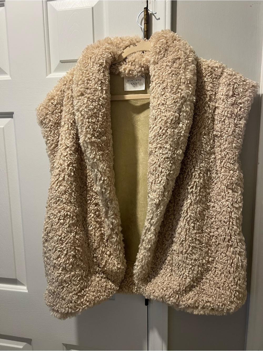 Tuckernuck Hyacinth House Oversized Aspen Sherpa Vest